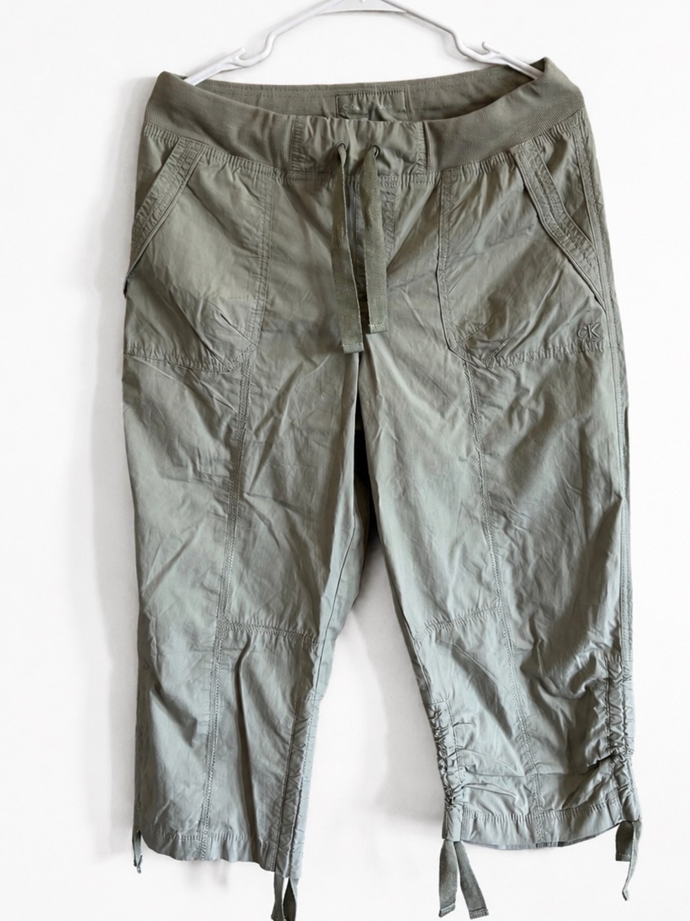 Calvin Klein 100% cotton Olive Green Cargo Capri Pants with Drawstring